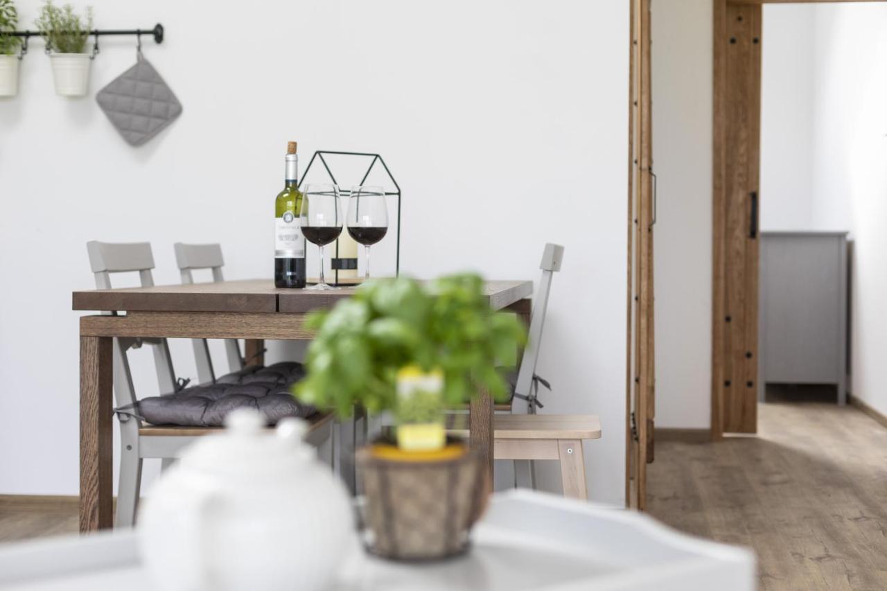 Babyky Apartmany Jindrichuv Hradec Exterior photo