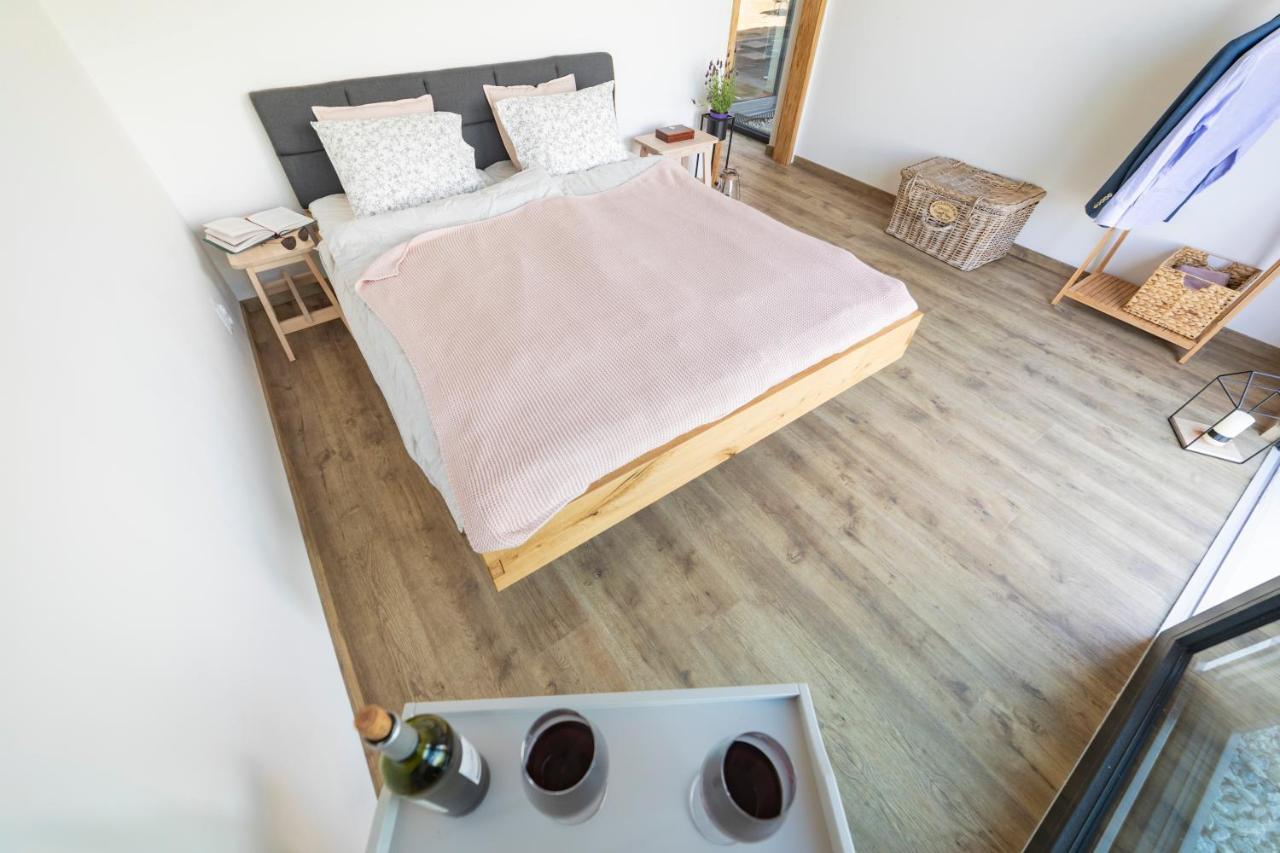 Babyky Apartmany Jindrichuv Hradec Exterior photo