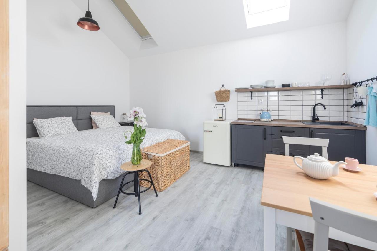 Babyky Apartmany Jindrichuv Hradec Exterior photo